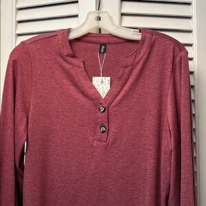 NWT Automet Light burgundy heathered-style long sleeve tee. Very soft Sz S/M